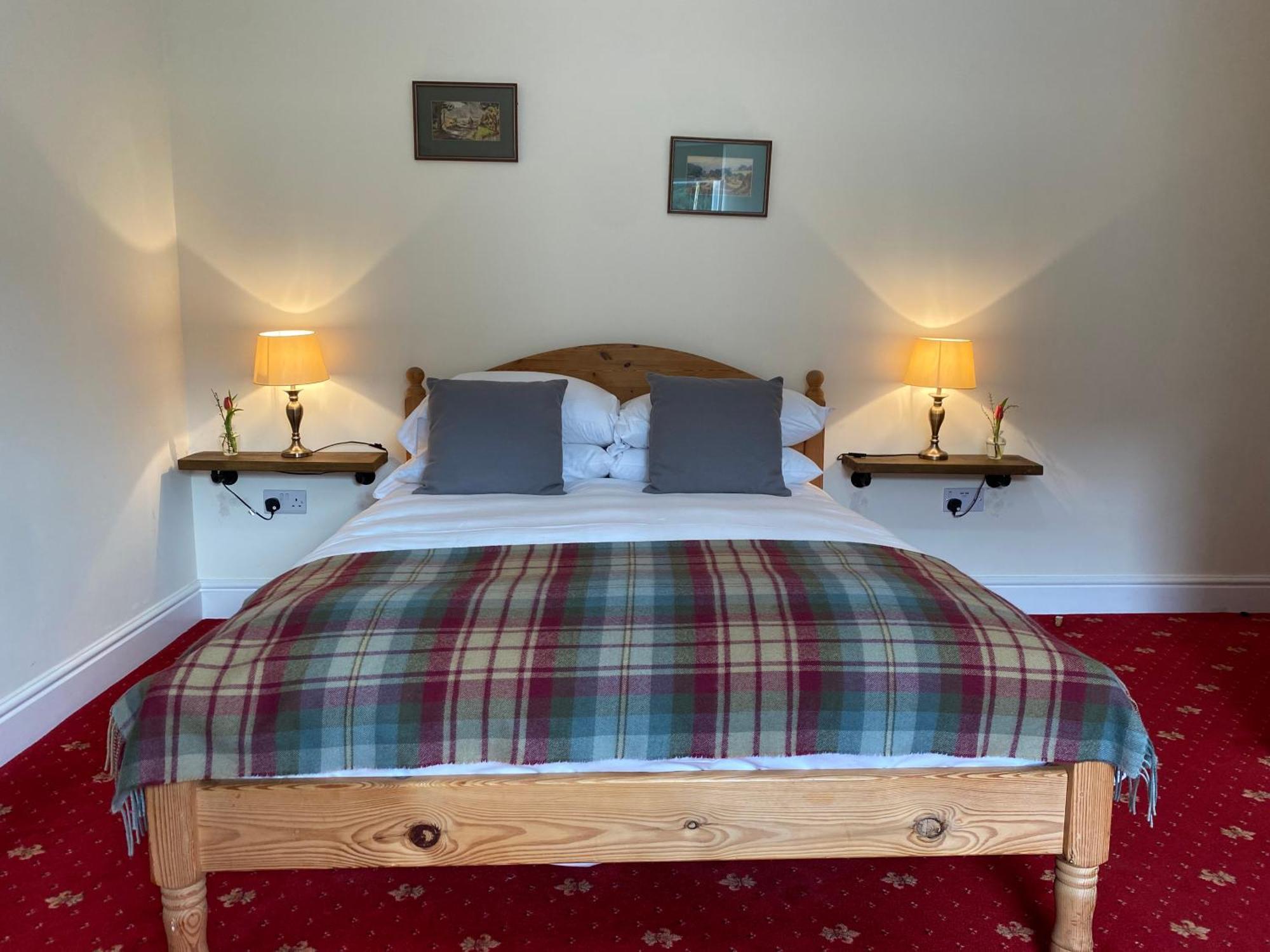 The Gordon Arms Restaurant With Rooms Yarrow Екстер'єр фото